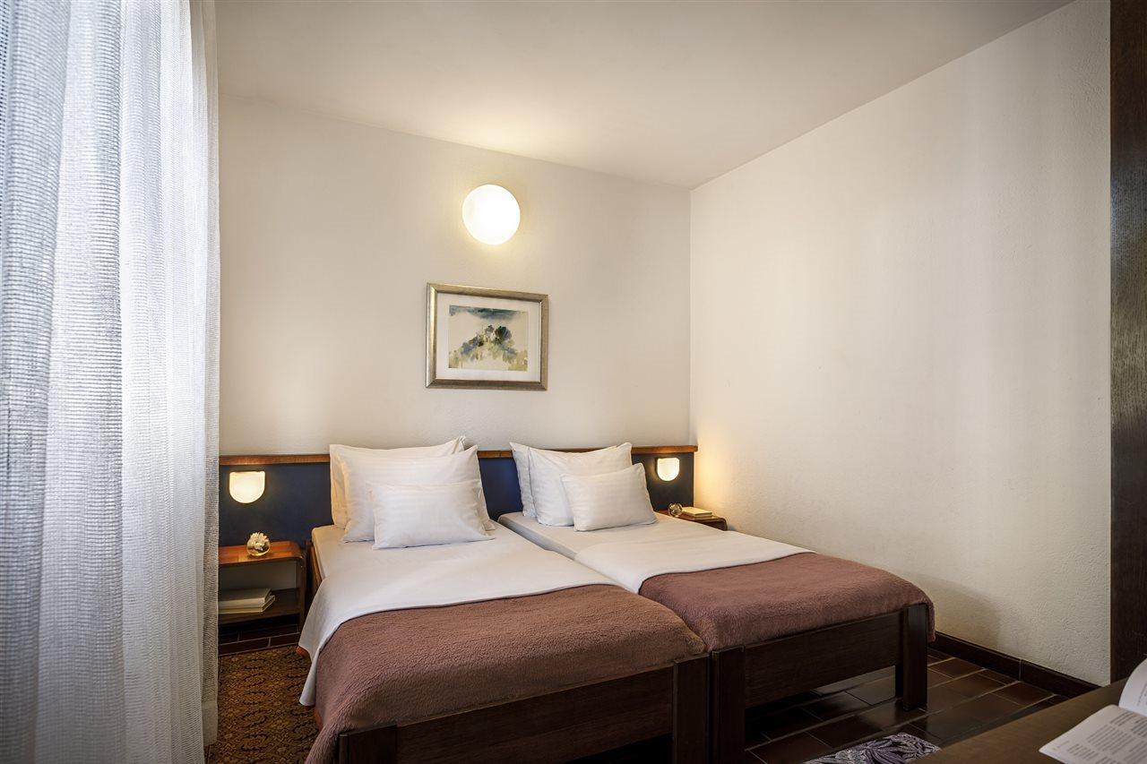 Trim Sunny Apartments By Valamar Stari Grad  Esterno foto