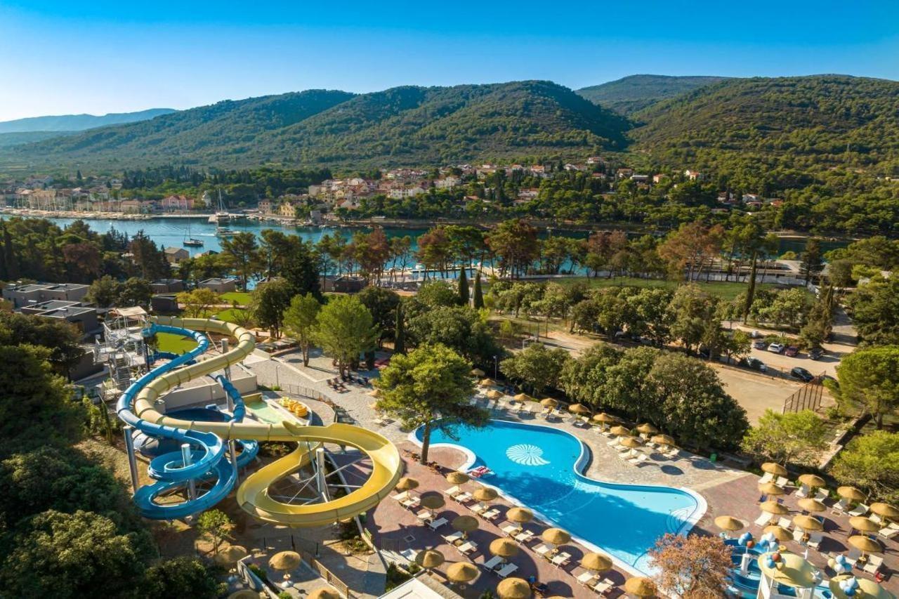 Trim Sunny Apartments By Valamar Stari Grad  Esterno foto