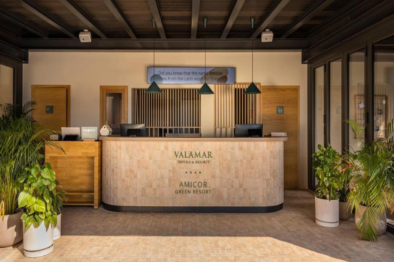 Trim Sunny Apartments By Valamar Stari Grad  Esterno foto