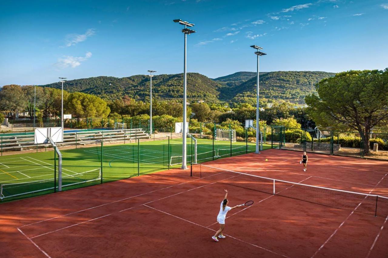 Trim Sunny Apartments By Valamar Stari Grad  Esterno foto