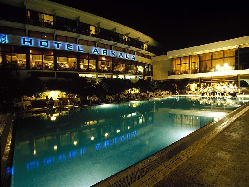 Trim Sunny Apartments By Valamar Stari Grad  Esterno foto