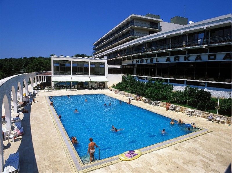Trim Sunny Apartments By Valamar Stari Grad  Esterno foto