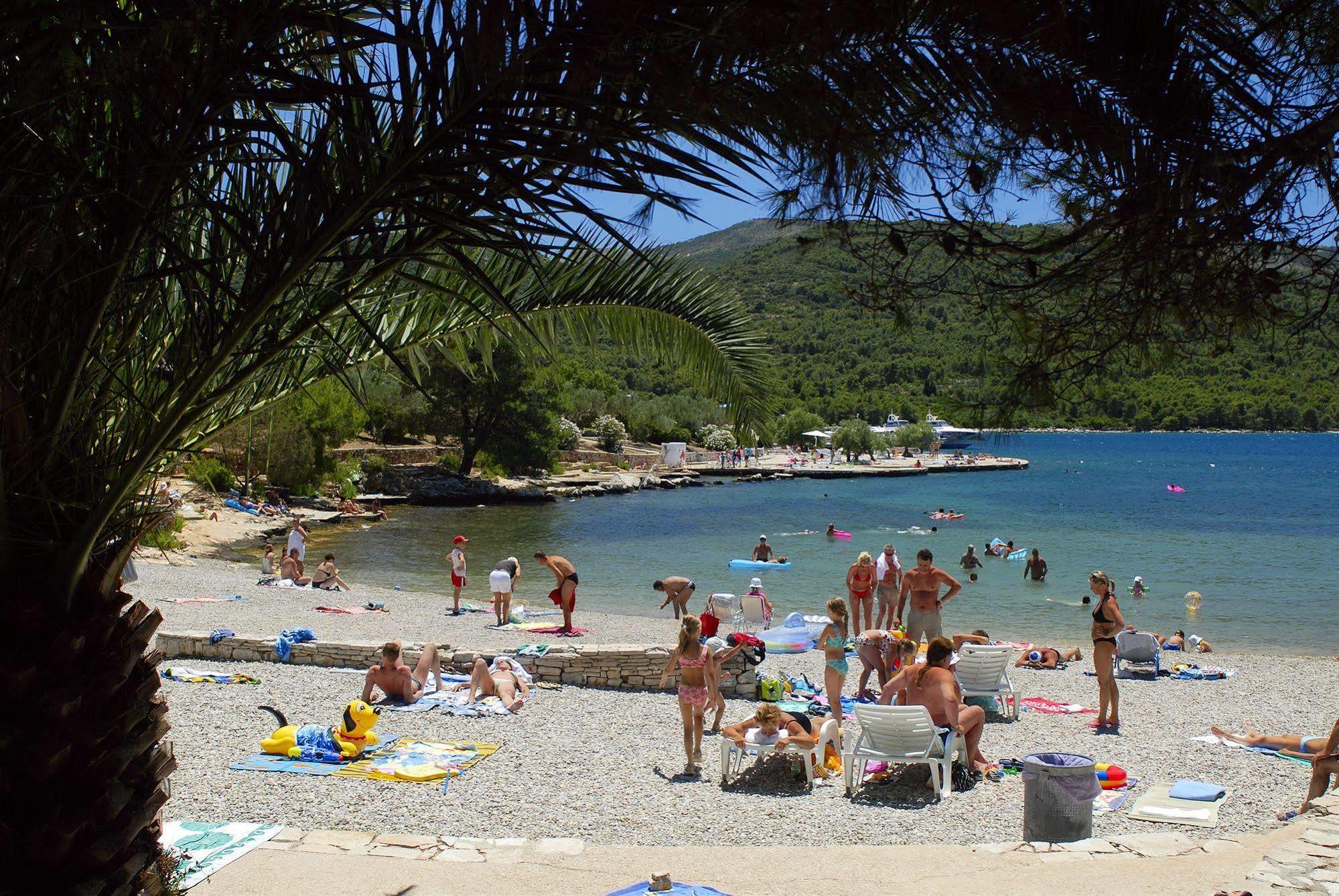 Trim Sunny Apartments By Valamar Stari Grad  Esterno foto